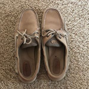 LIGHTLY USED SPERRYS